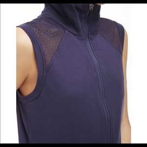 NWT Fabletics Temecula vented mesh vest